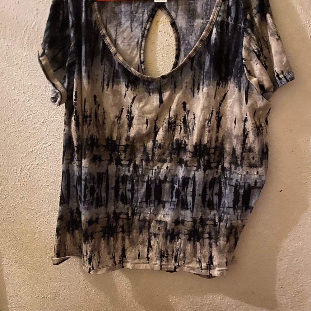 Aqua Blues brand, Black and Cream Tie-Dye Blouse